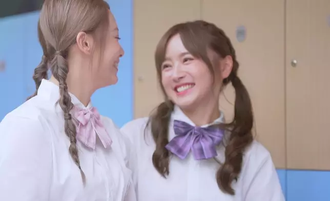 先嚟啲女神靚靚登場截圖先。