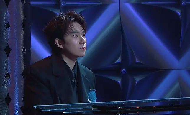 蘇永康組的胡子貝Matt＋馮熙燮Ryan《趁你旅行時搬走》。