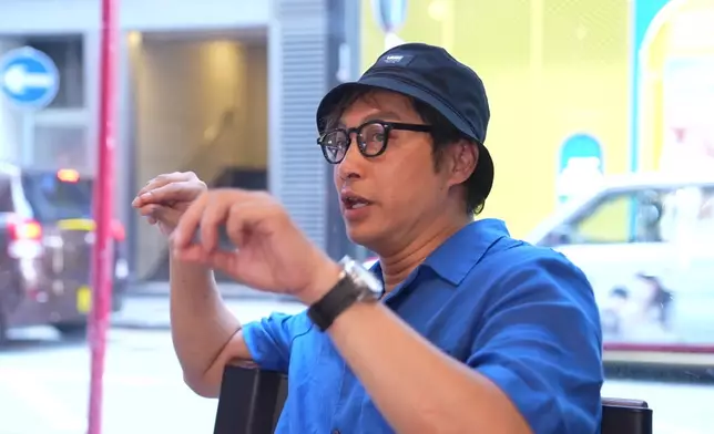 譚耀文指導二人的和音。