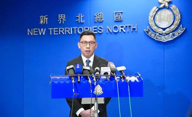 新界北總區刑事總部署理高級警司鄧翊几講述天水圍謀殺案案情。