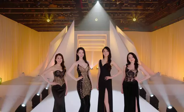 左起：11號梁倩萱 Barbie、12號庄靜璟 Vivian、13號袁文靜 Jane、14號何詠多 Alison