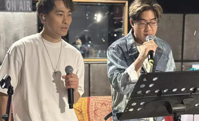 與劍文屆時亦有合唱。