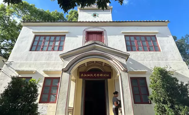 巴士的報記者攝