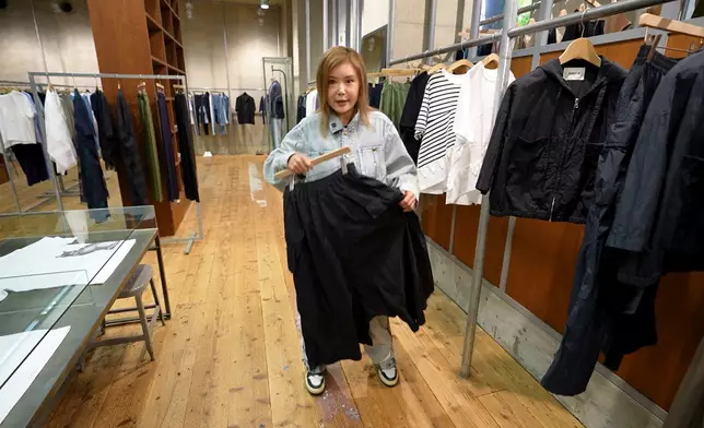 Helen笑言幾肥都合穿。