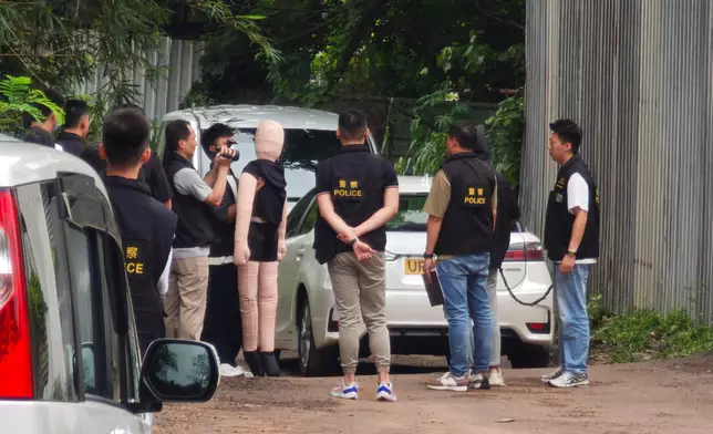 警方便用假人協助重組案情。警方提供