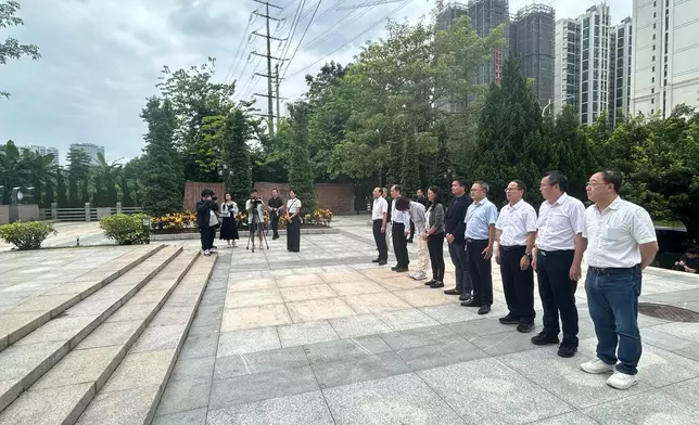 巴士的報記者攝