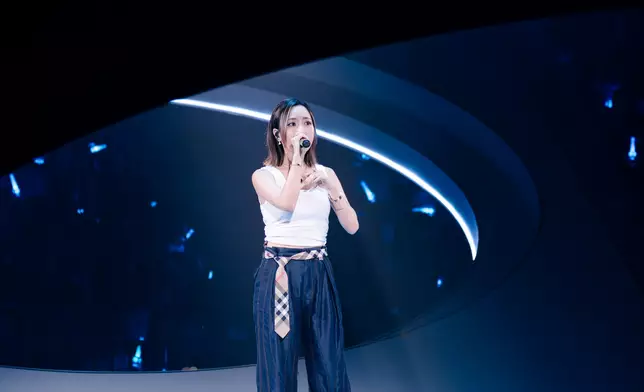 新生代唱作女歌手Kiri T擔任嘉賓。