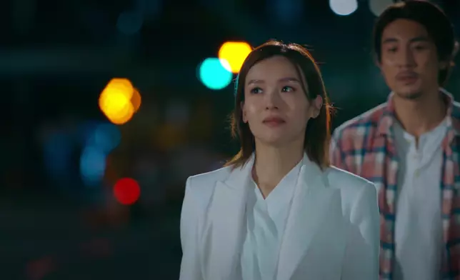 鐵姐呢場戲嘅眼神好複雜，感覺有啲sad。