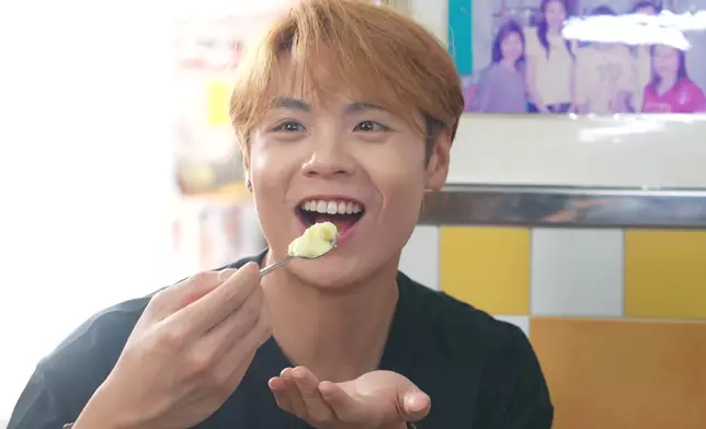 Archie試食時賣關子：知唔知呢個係咩呀？原味道啊！