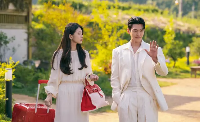 秀智與金宇彬主演的新劇《許願吧，精靈》將於10月3日上線。Netflix圖片