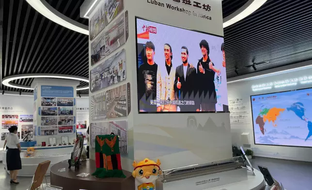 巴士的報記者攝