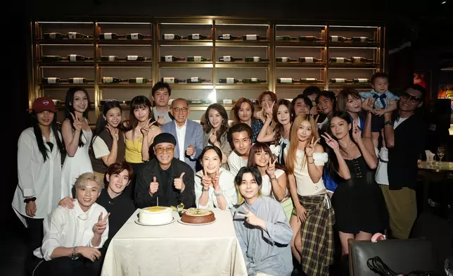 英皇娛樂為七、八、九月生日的藝人及同事舉行生日會。