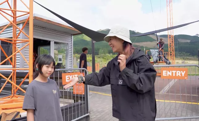 細妹臨挑戰前露出得戚眼神，零驚！