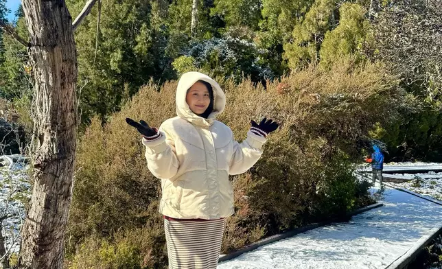 Coffee在離開塔斯曼尼亞前成功見到雪。