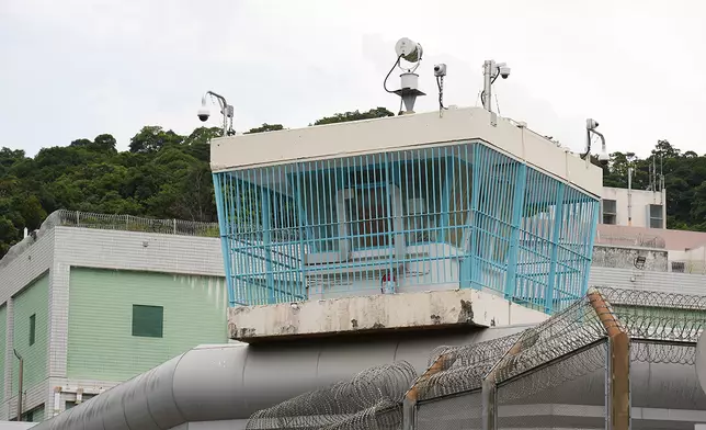 懲教署。巴士的報記者攝