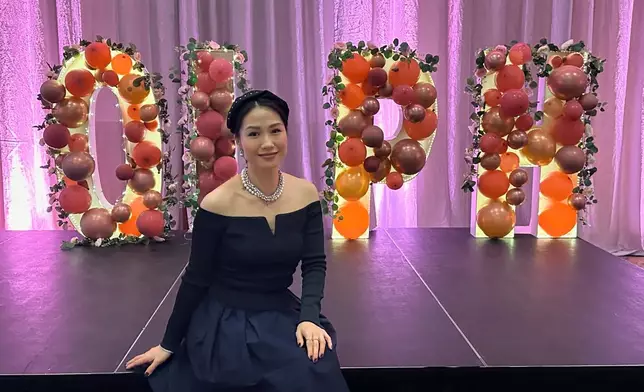 60歲的餐廳東主袁照通為藝人袁彩雲叔叔