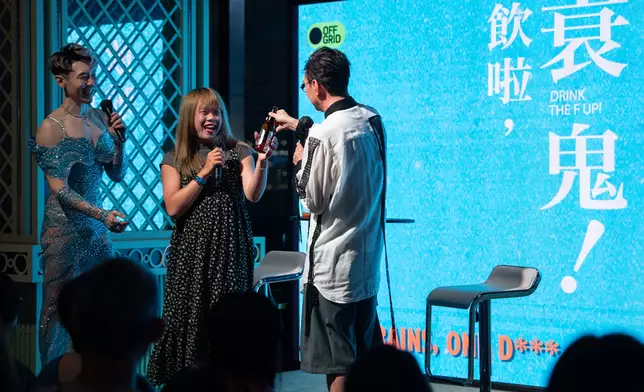 二人先後請三位現場觀眾上台，分享對兩性睇法。