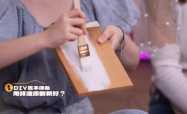 Amber被讚有當油漆工人潛質。