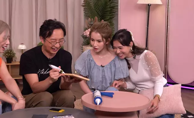 Amber被讚有當油漆工人潛質。