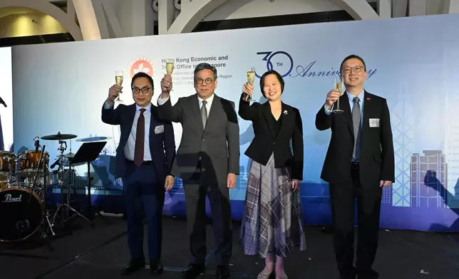 商務及經濟發展局局長丘應樺在新加坡最後一日訪問行程，與當地政商界交流。商經局FB圖片