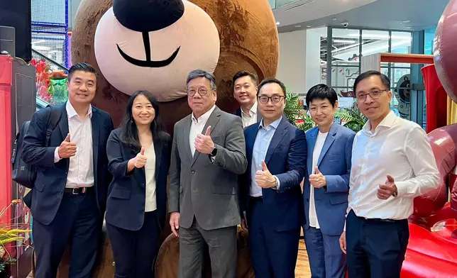 商務及經濟發展局局長丘應樺在新加坡最後一日訪問行程，與當地政商界交流。商經局FB圖片