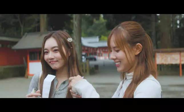 主持許寶恆（Alice）和葛綽瑤（Yoyo）到鹿兒島霧島神宮。