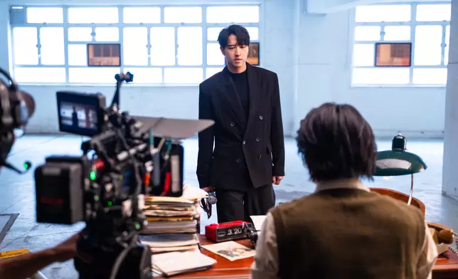 馮允謙（Jay）日前為新歌《蘇富比》拍MV。