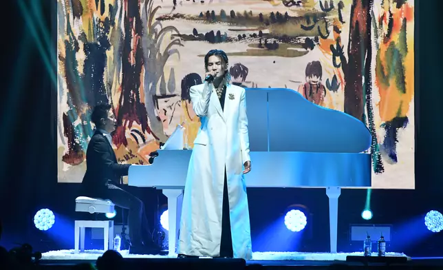 Jeremy話自己鍾意聽舊歌。