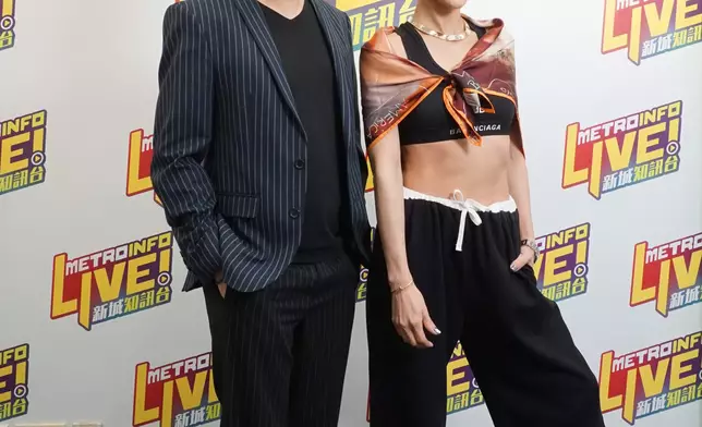 小明重提「脫粉事件」跟網民開拖。