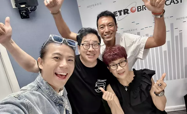 姜皓文、李有毅與太太、兒子李國煒