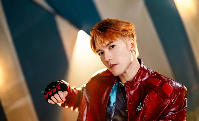 Kenny自爆拍MV拍到不願收工。