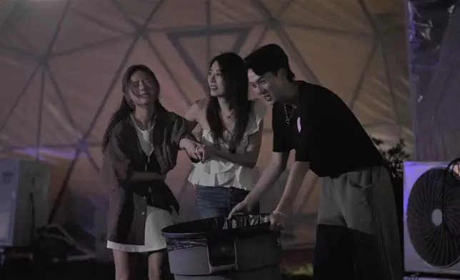 絕密被刪畫面曝光，林俊其真係照顧Yuki照顧到無微不至架，仲要有啲傻氣同帥氣，好感動呀！