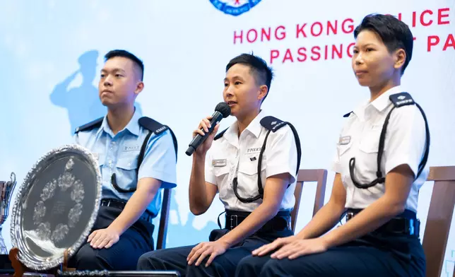 三位新晉警務人員，左起：李勝榮、劉施霖、黃文鈺。