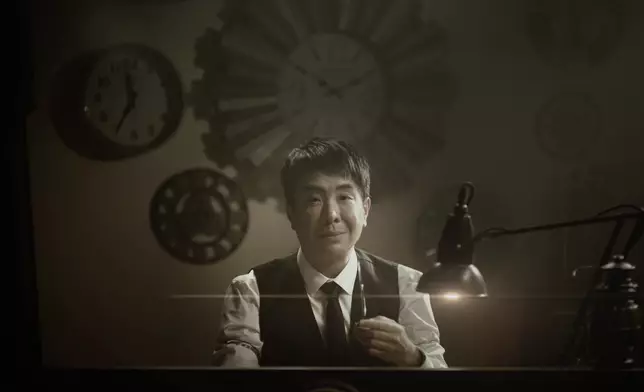 梁思浩化身《照明商店》男主角朱智勛。