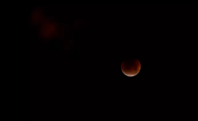 月全食「血月」。央視新聞截圖