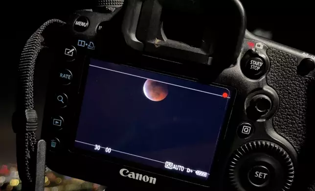 月全食「血月」。央視新聞截圖