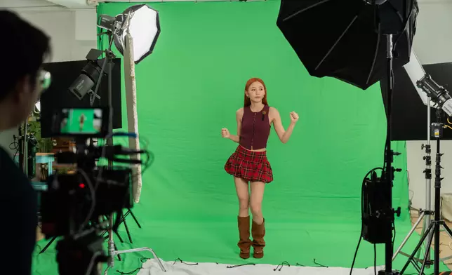 親選隊友做「Chosen Family」齊砌LEGO！