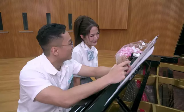 大家留意番，阿Matt手上面呢個啡熊，喺節目入面係有特別任務架！到底係咩呢？