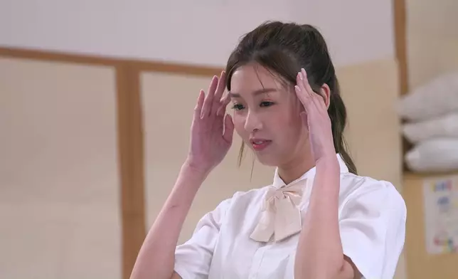 Jacob表演魔術真係超乎大家同Step想像。