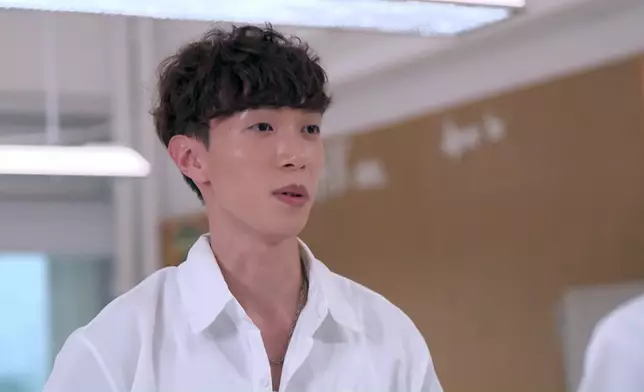 估唔到玩個啤牌都可以能到專屬Step的「愛的宣言」，Jacob好浪漫呀原來！