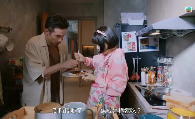 呢幕堅持食燶多士、Zoie真係做到一個好固執嘅小朋友嘅感覺，好好睇。