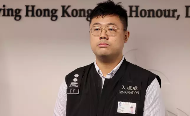 入境事務處特遣隊主管高級入境事務主任(調查)梁梓聰