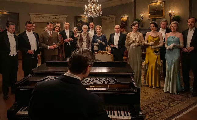 《唐頓莊園：盛世終章》劇照