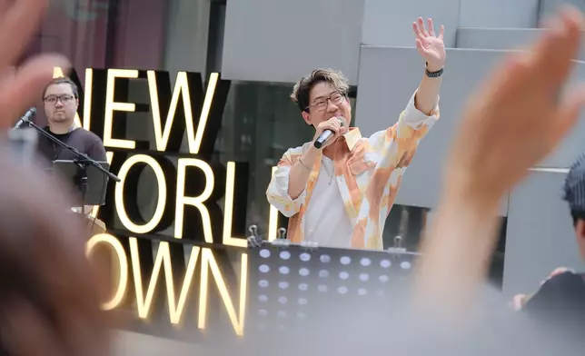 啟豪以是次18區Busking Tour第11站宣傳新歌《小鬼主意》。