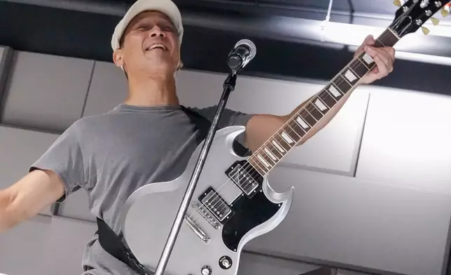 兄弟歷經風雨不散！