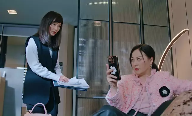 輝仔感激鄭子誠與欣欣給予不少鼓勵，並無私分享拍攝心得。