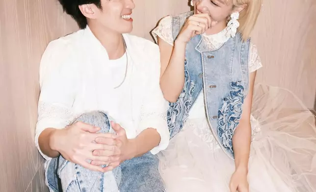 陳漢典望著Lulu，眼裡全是寵溺。