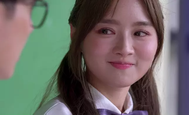 Yuki坦言對於Kris的時間囊表白感到感動。