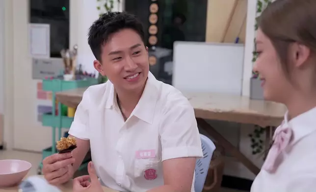 估唔到呢紮「金莎玫瑰」咁有意義。