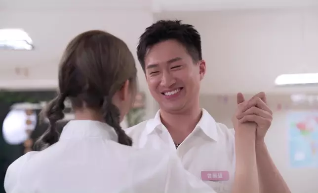 GM塊面真係圓咗架！唔通因為真係食太多朱古力？